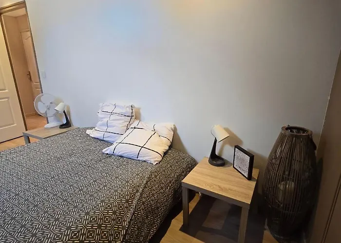 Chambre Privee A 10Min De Roissy Cdg, Au Calme, Parking Gratuit